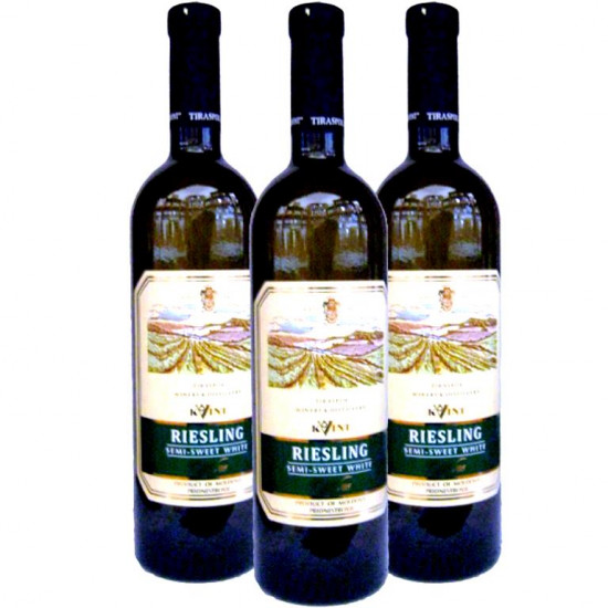 detail Bílé polosladké víno Riesling 0,75L