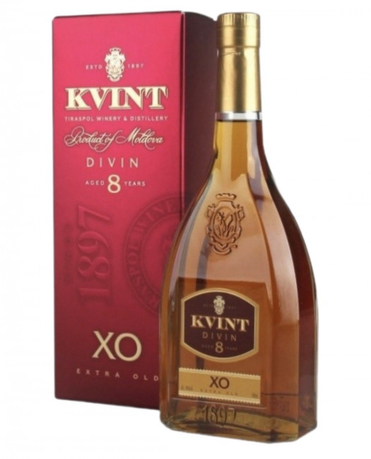 detail Brandy Divin 8 let 0,5L 40% KVINT