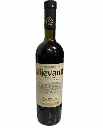 Polosladké červené víno Ijevan 0,75L